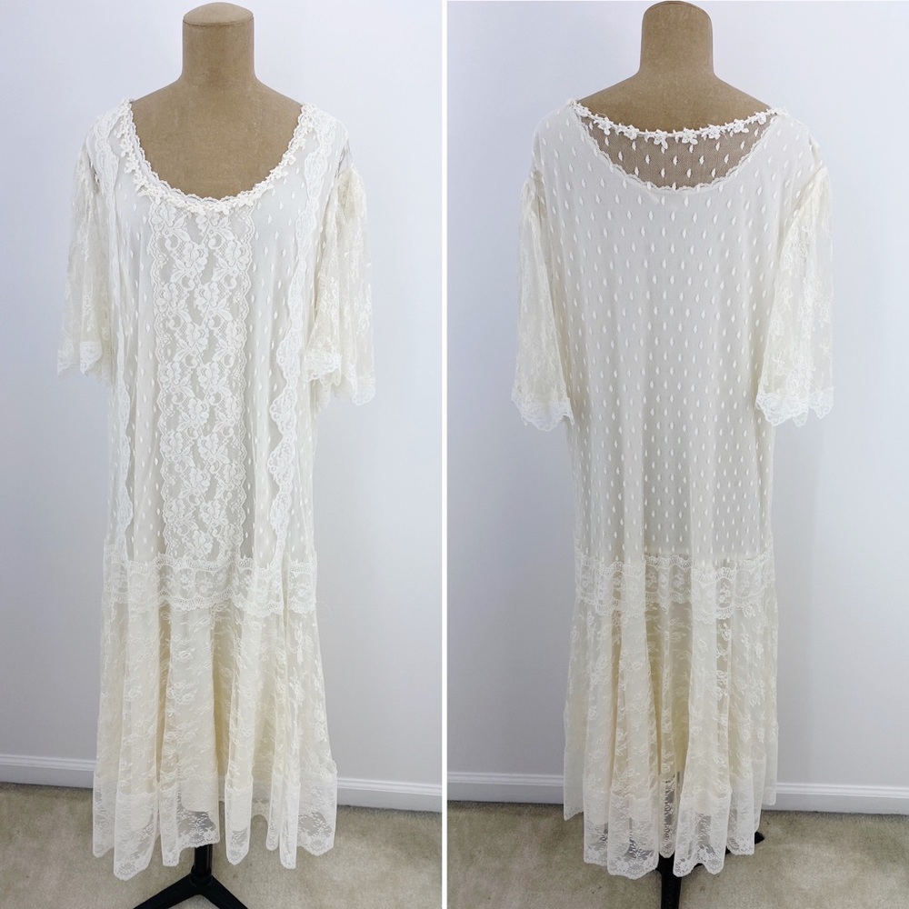 Vintage 80s Sue Brett White Lace Flutter Sleeve D… - image 2
